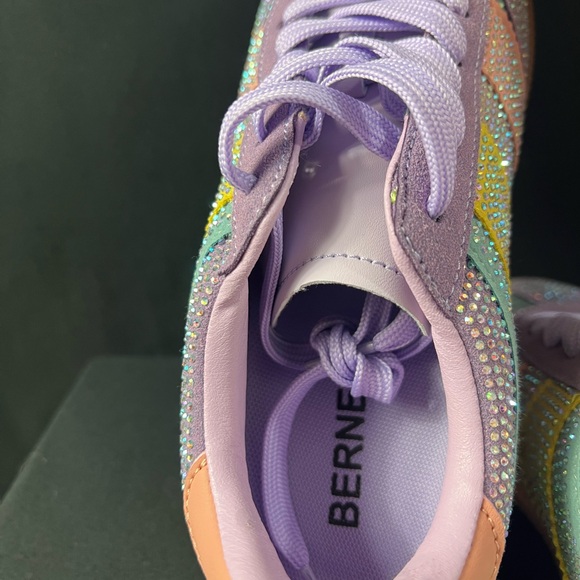 Berness “Lennon” Rhinestone Sneakers – Women’s Size 8 - Picture 4 of 6